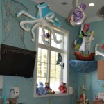 Exam room decor at Drake & Seymour Dentistry